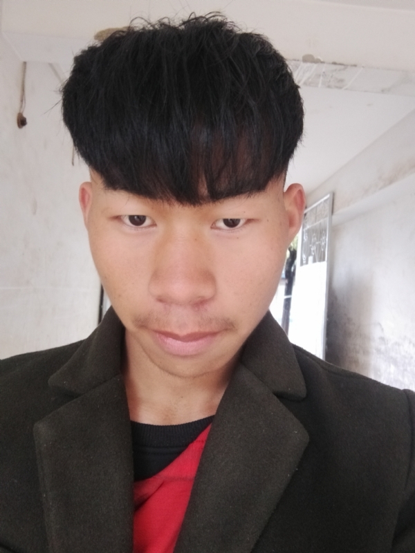 少年不在少的第一张照片--昆明王婆说媒