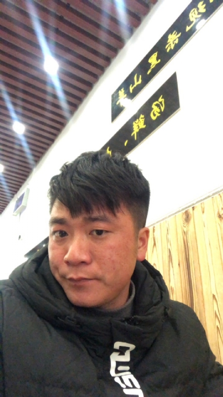 得得得的第一张照片--昆明王婆说媒
