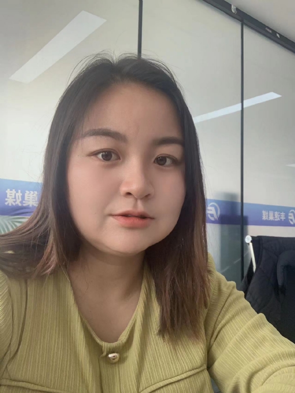 唐秋满的第一张照片--昆明王婆说媒