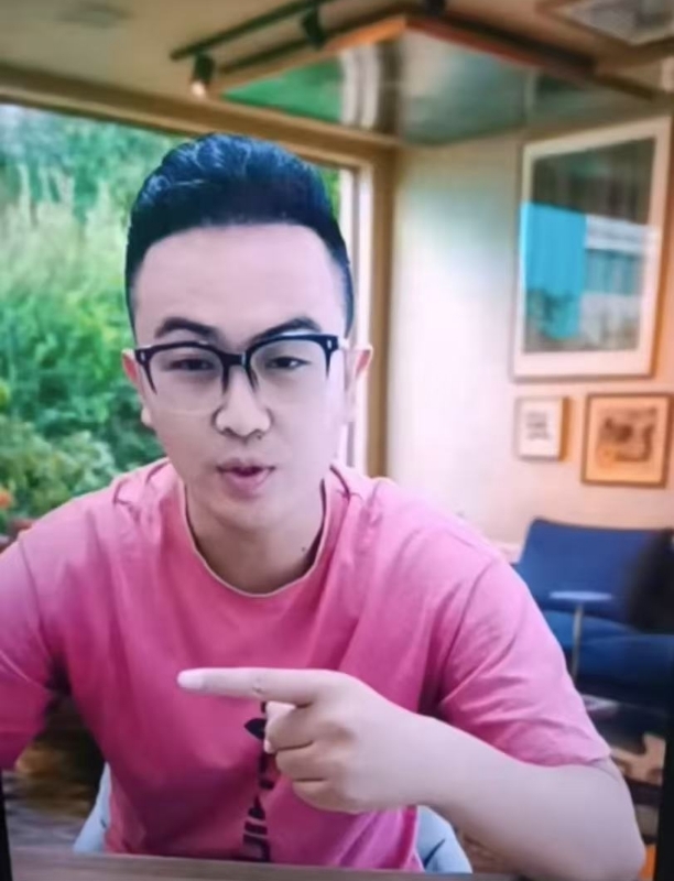 蒋先生的第一张照片--昆明王婆说媒