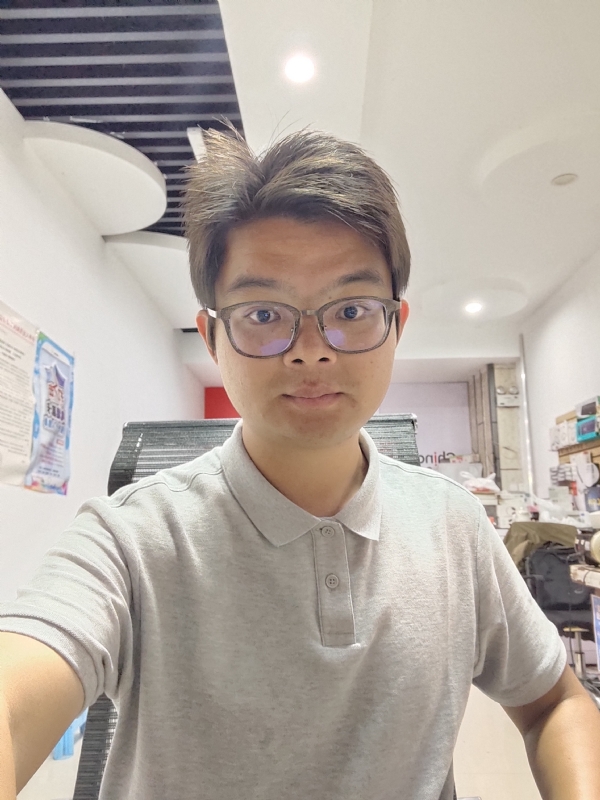 华兴通讯的第一张照片--昆明王婆说媒
